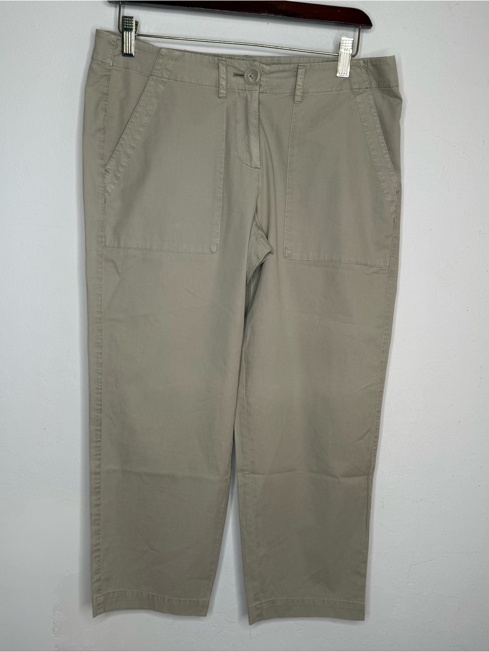 Tommy Bahama Relaxed Fit Capri Pants Khaki Beige Cropped Cotton Size 6